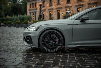 Audi RS5 top mieten Hochzeitsauto Mietwagen AMG