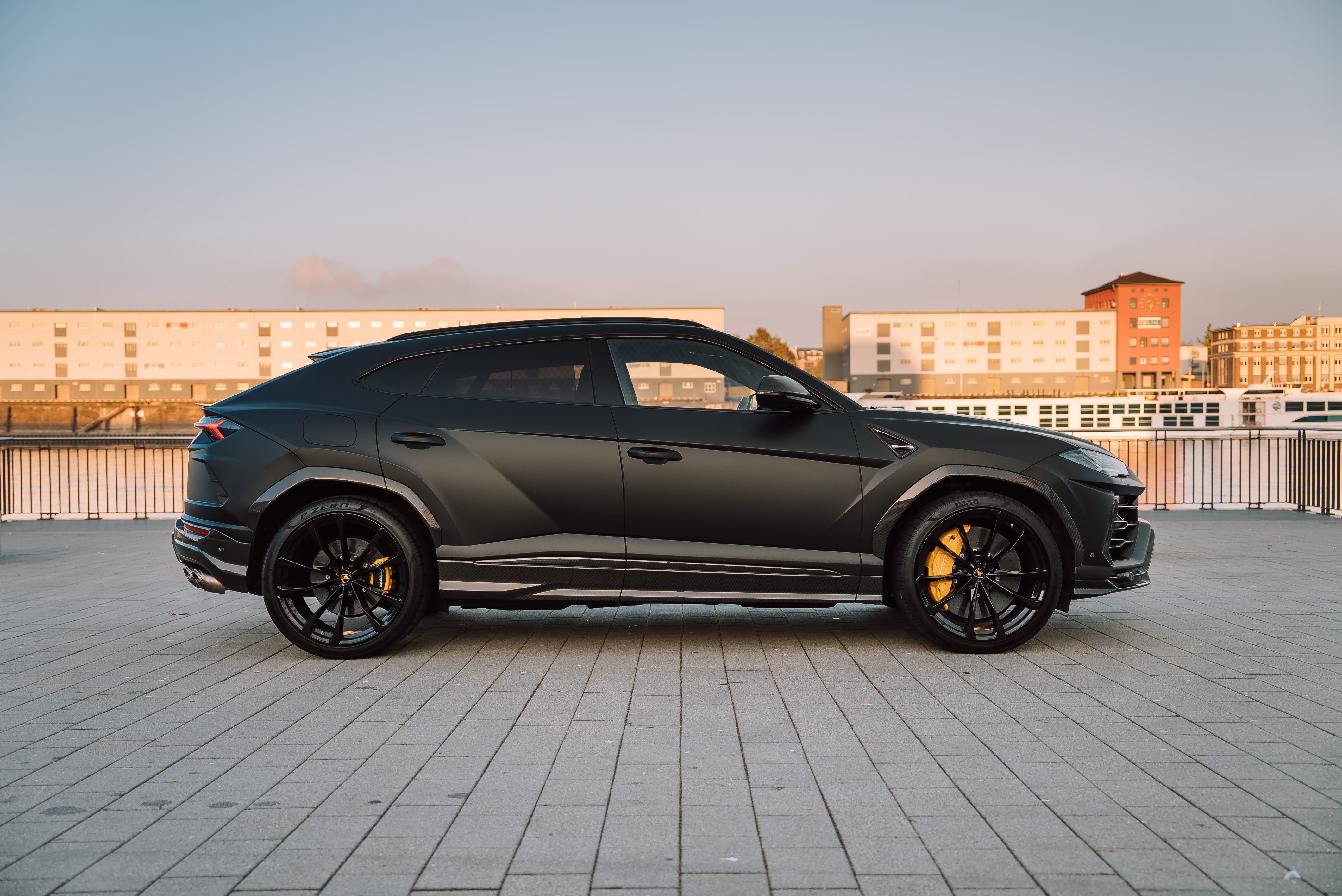 Lamborghini newest Urus Mieten #Hochzeitswagen Mieten