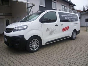 Minibus mieten 9 Sitzer Vermietung outlet Mietwagen Autovermietung